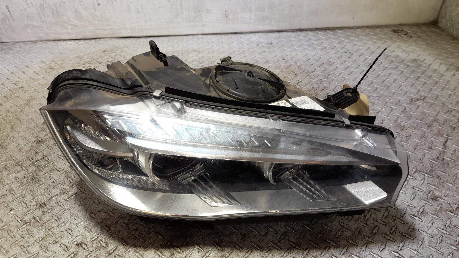 View Auto part Right Headlamp Bmw X5 2016