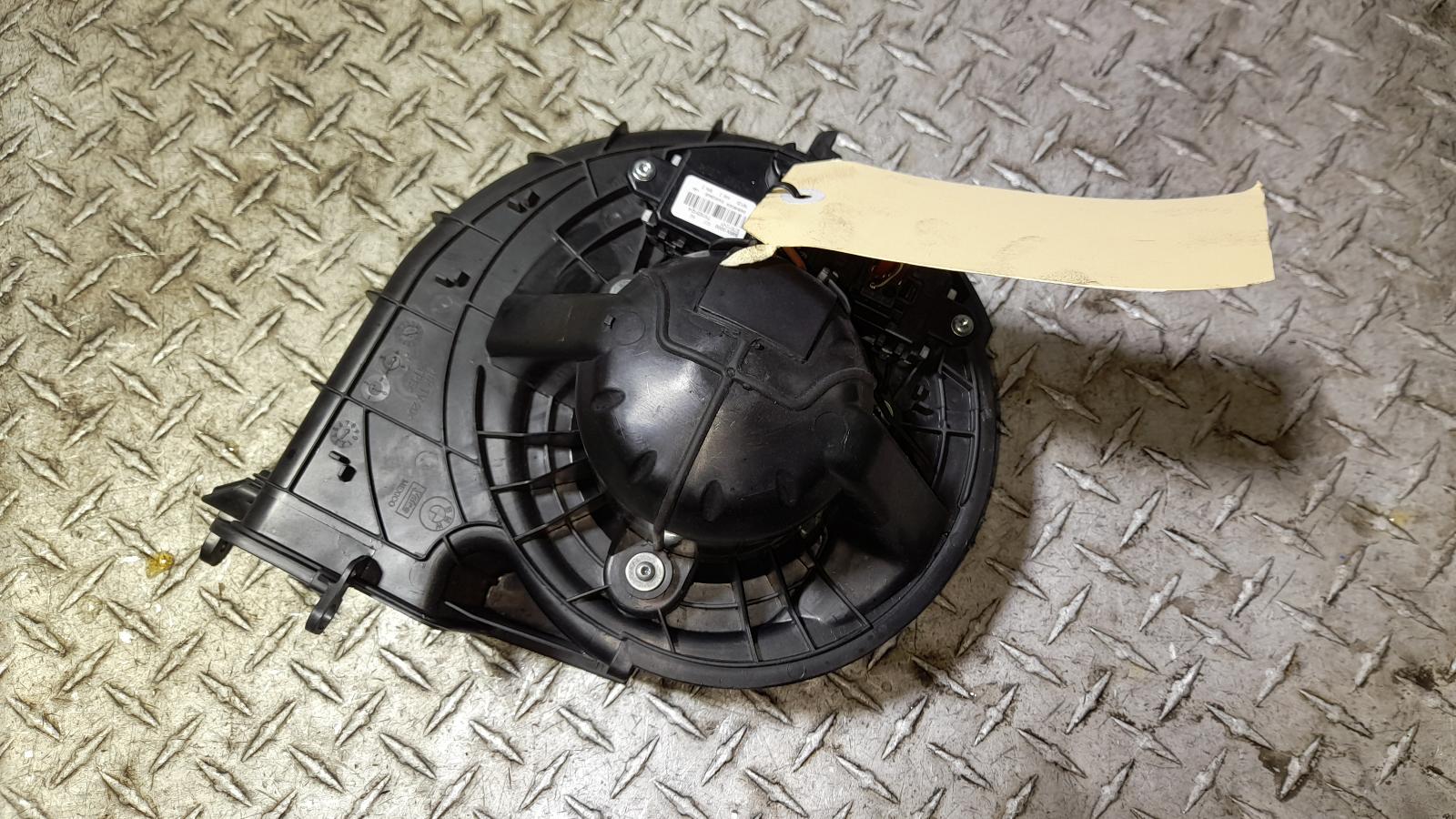 View Auto part Heater Fan Motor Bmw X5 2016
