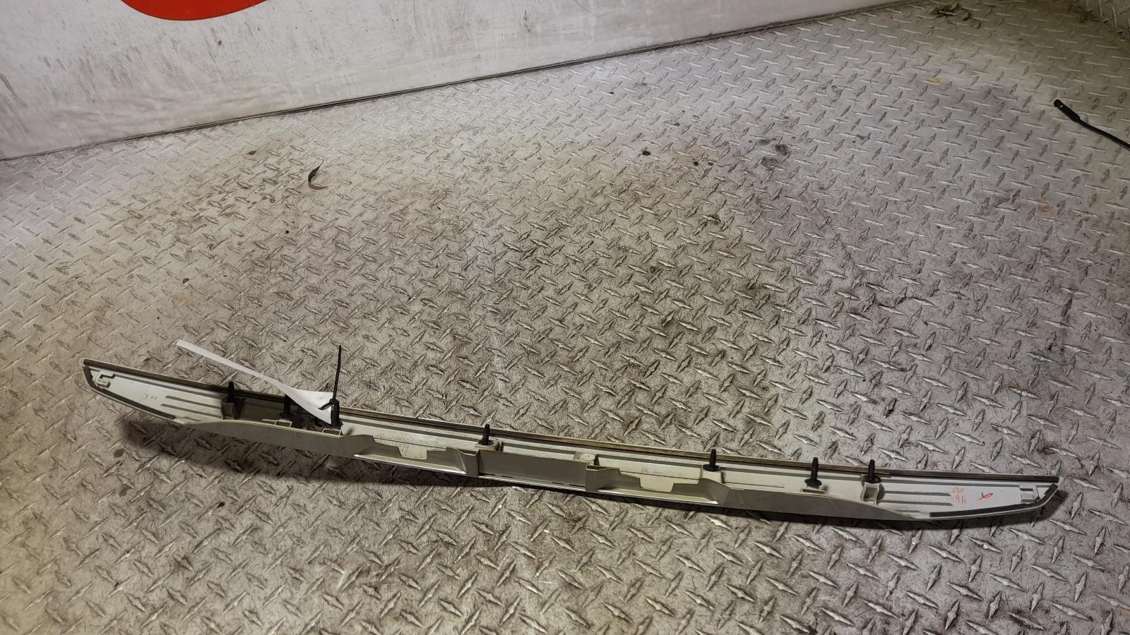 View Auto part Rear Garnish Toyota Corolla 2011