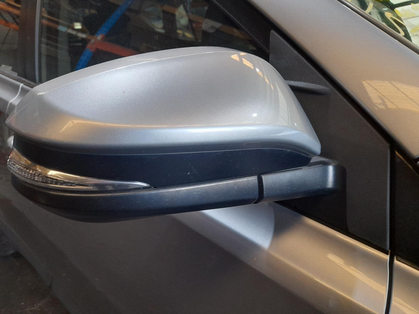 View Auto part Right Door Mirror Toyota Rav4 2016