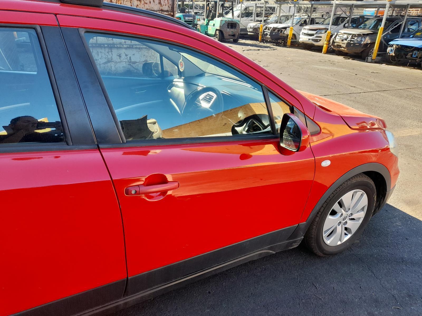 View Auto part Right Front Door Suzuki S-cross 2014