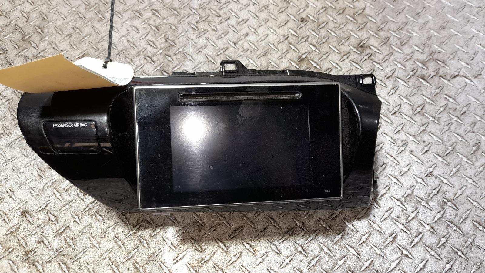 View Auto part Radio/Cd/Dvd/Sat/Tv Toyota Hilux 2019
