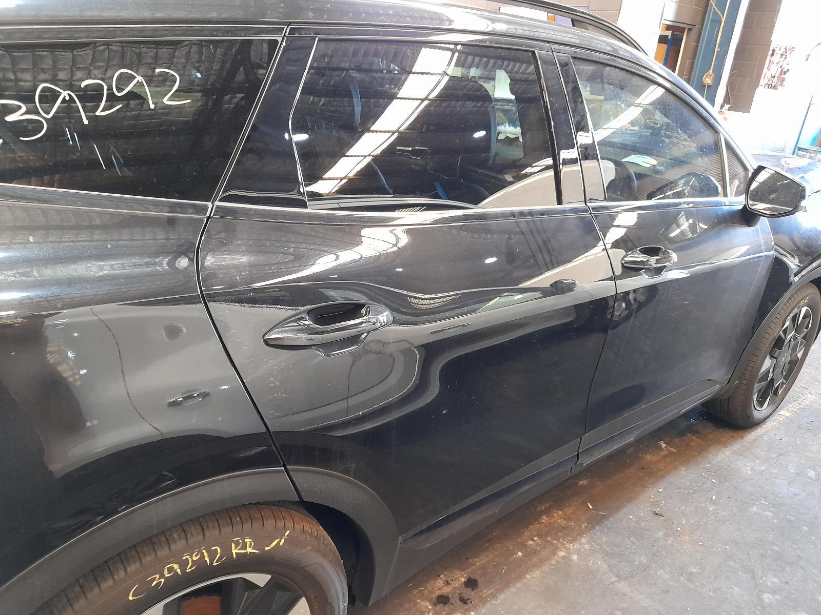 View Auto part Right Rear Side Glass Kia Sportage 2025