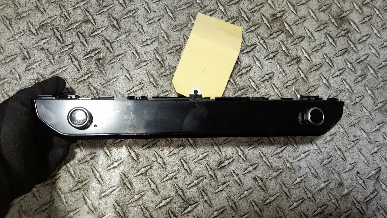 View Auto part Heater/Ac Controls Kia Sportage 2025