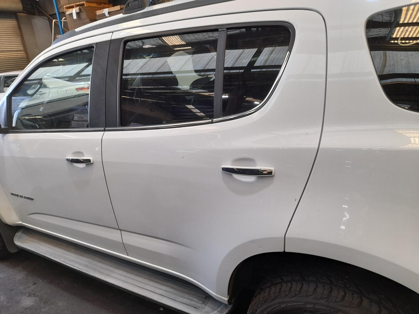 View Auto part Left Rear Wnd Reg/Motor Holden Trailblazer 2019