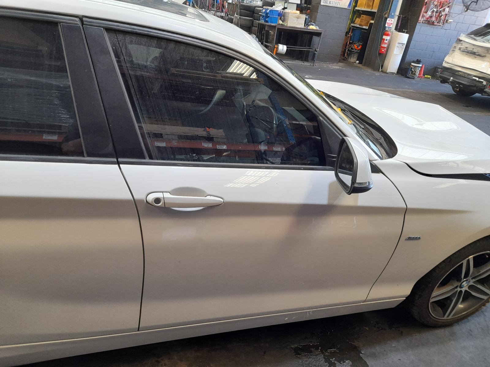 View Auto part Right Front Door Window Bmw 1 Series 2015