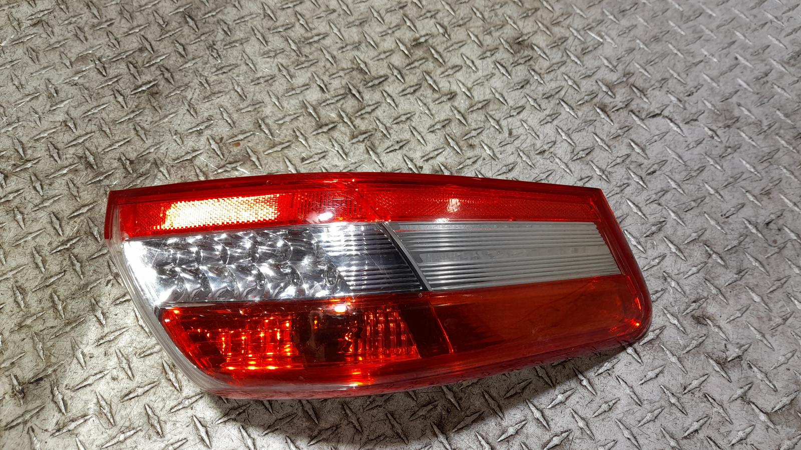 View Auto part Left Taillight Toyota Camry 2010