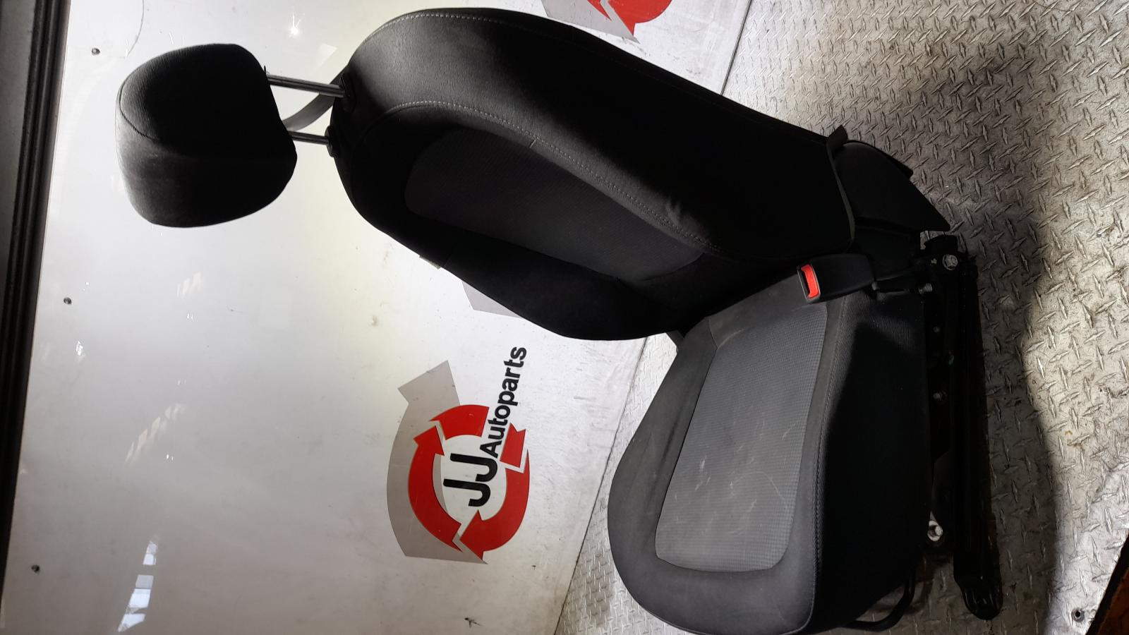 View Auto part Front Seat Hyundai I20 2014