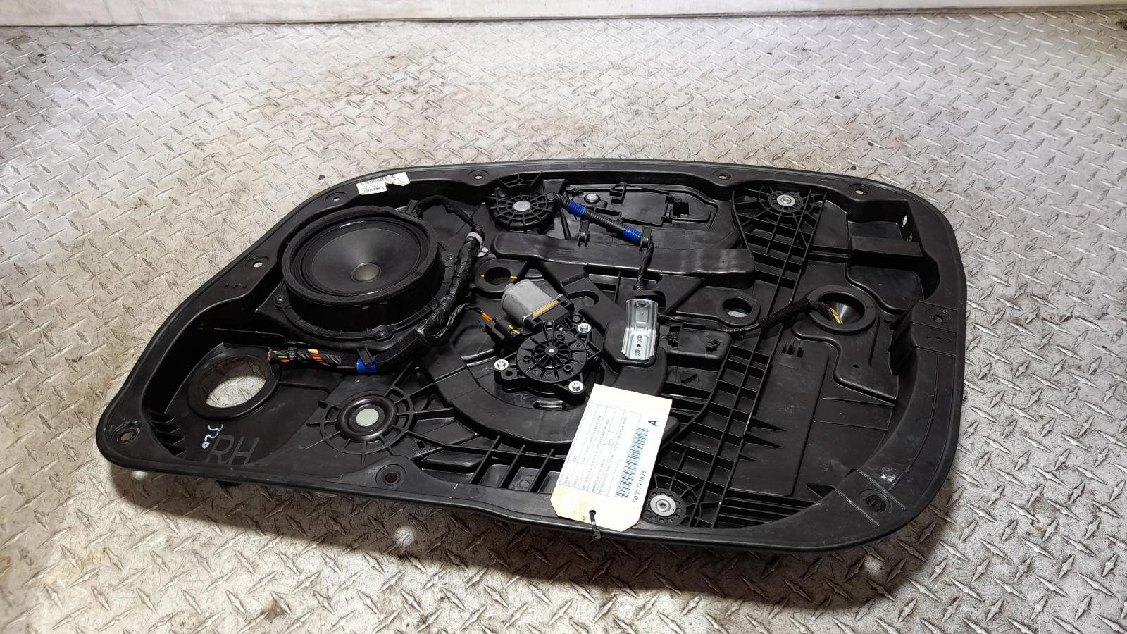 View Auto part Right Front Window Reg/Motor Hyundai I30 2016