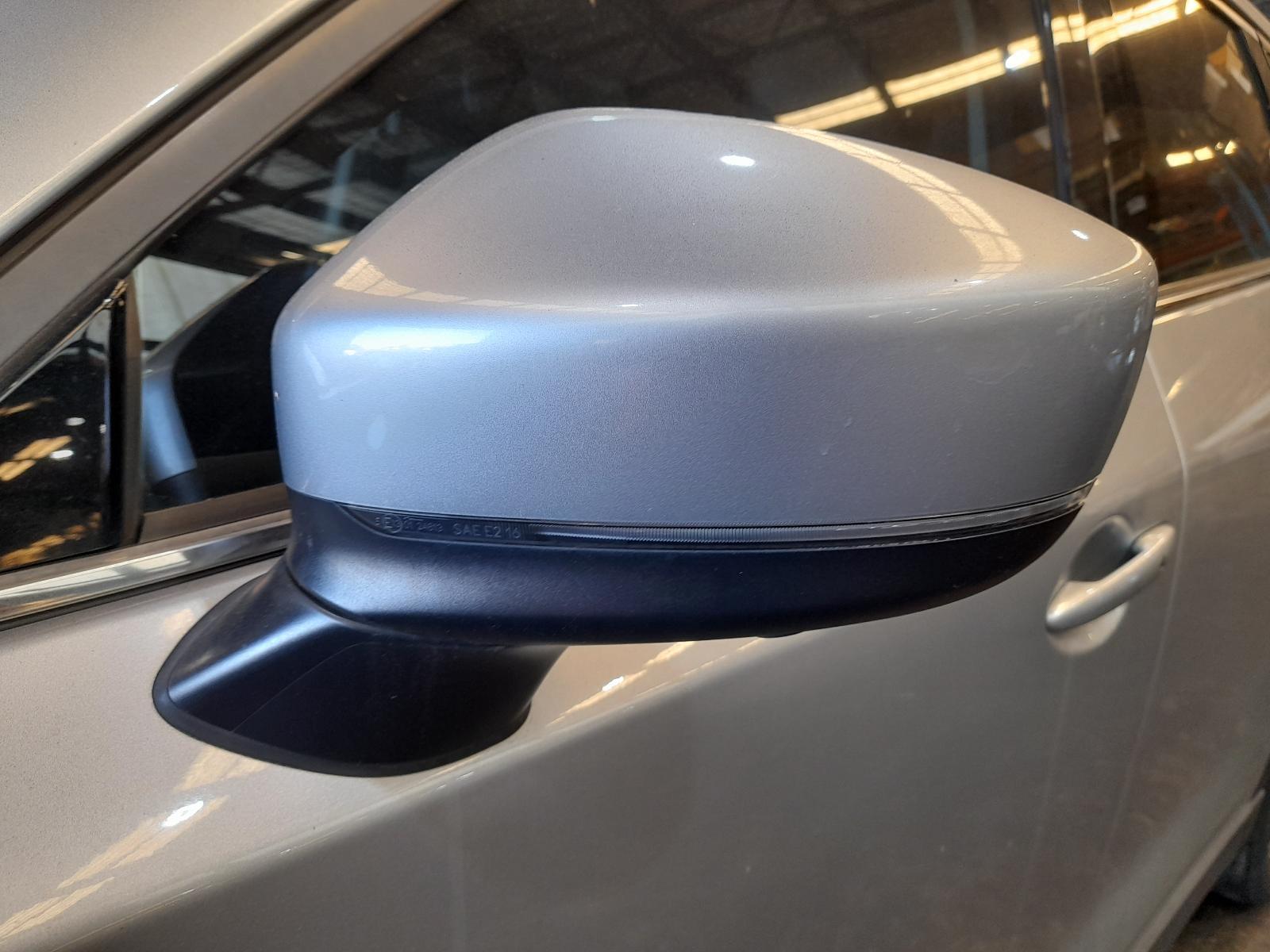 View Auto part Left Door Mirror Mazda Cx5 2018