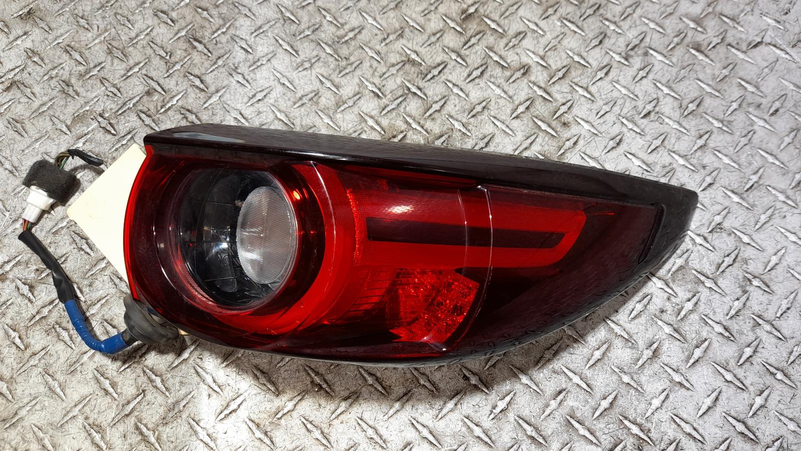 View Auto part Right Taillight Mazda Cx5 2018