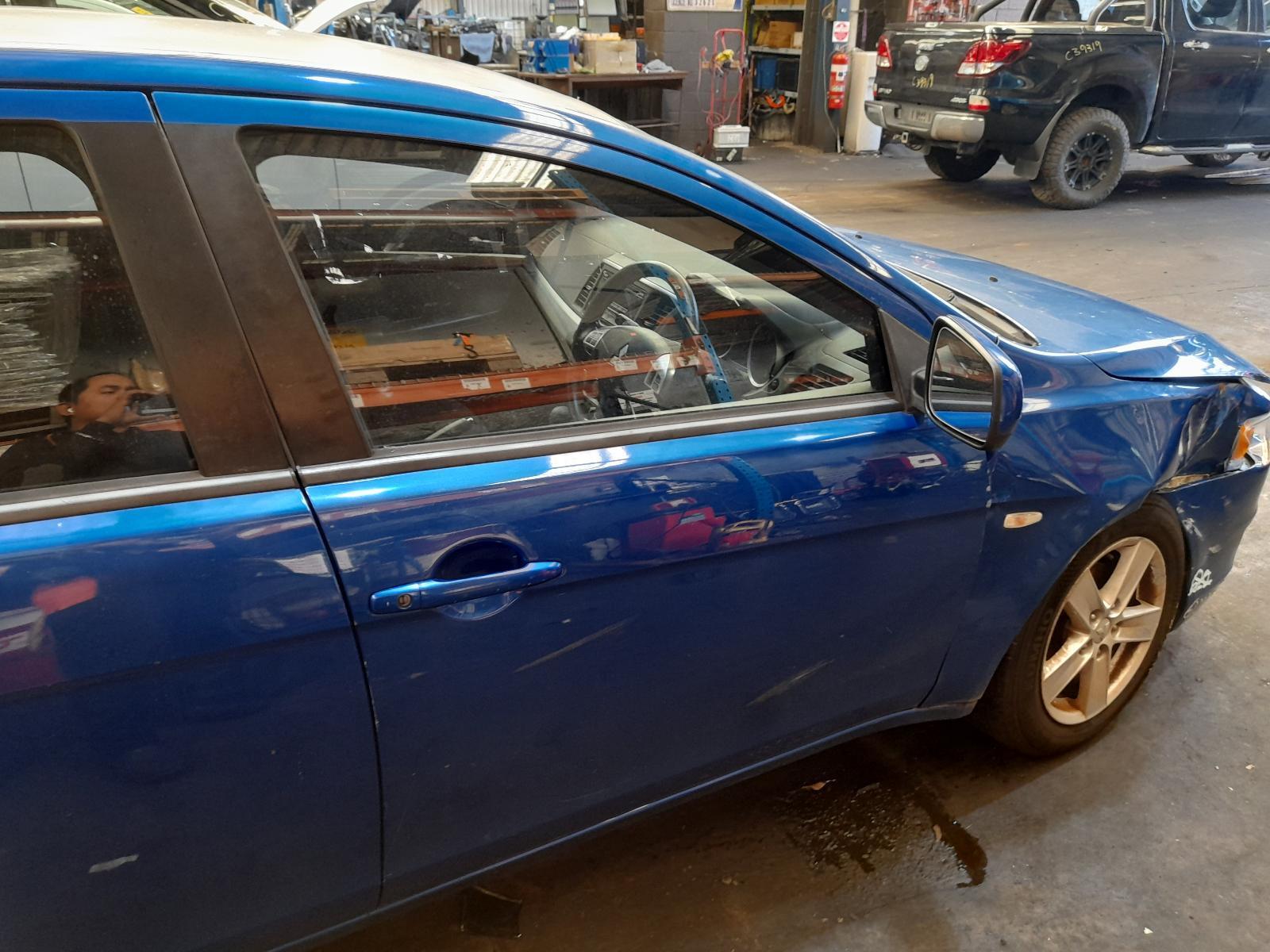 View Auto part Right Front Door Window Mitsubishi Lancer 2013