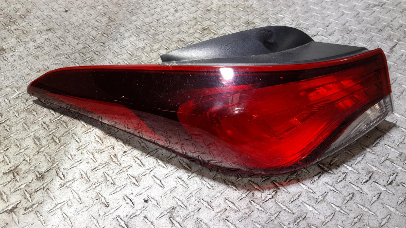 View Auto part Left Taillight Hyundai Elantra 2015
