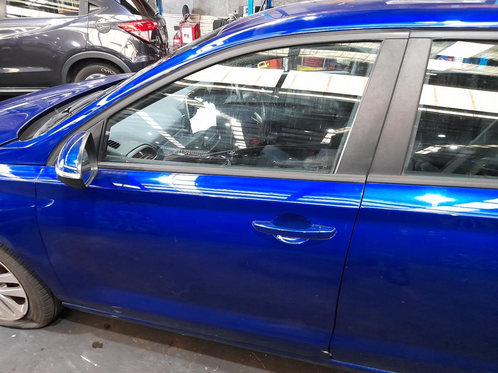 View Auto part Left Front Door Window Hyundai I30 2019