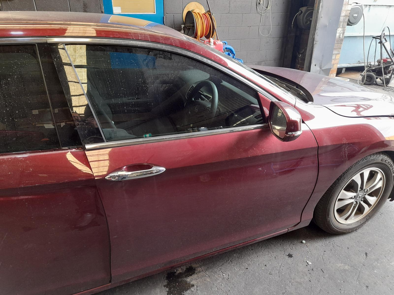 View Auto part Right Front Window Reg/Motor Honda Accord 2013