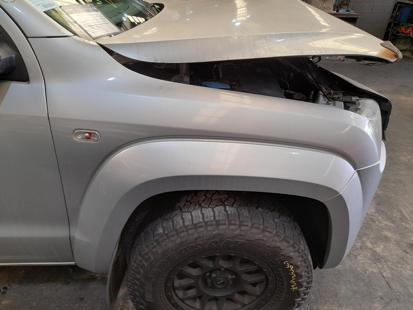 View Auto part Right Guard Volkswagen Amarok 2016