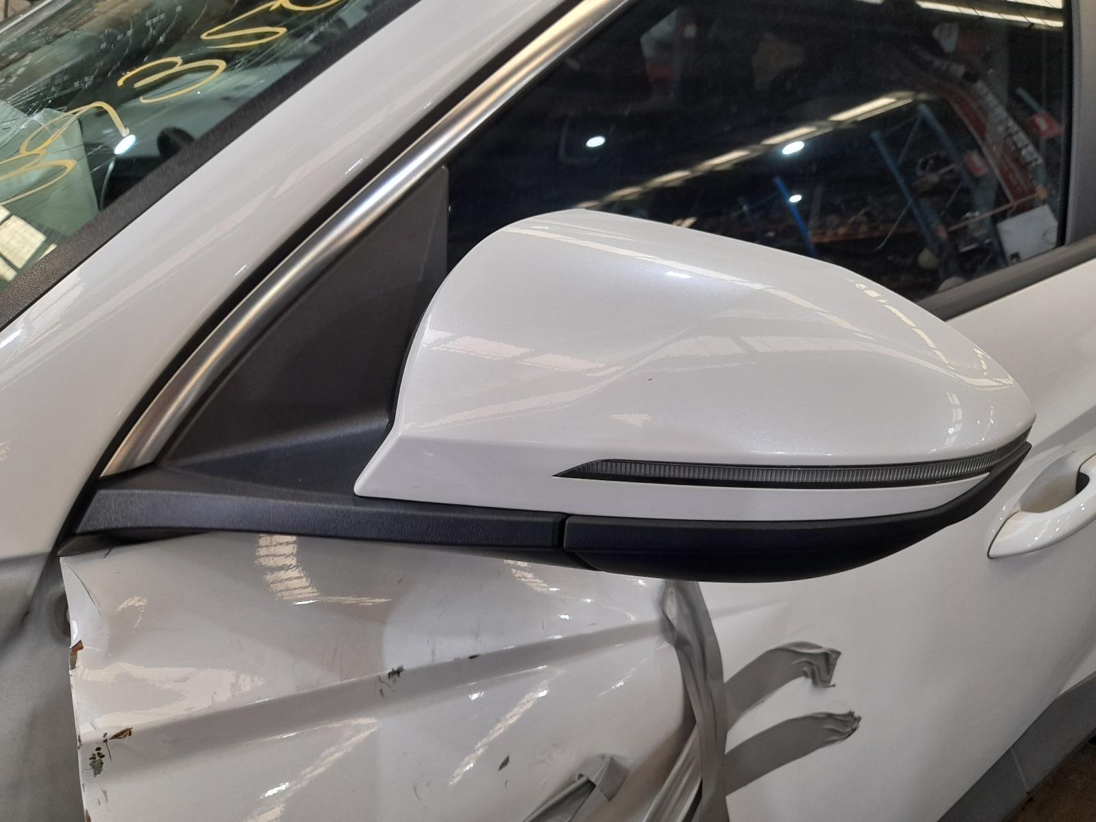 View Auto part Left Door Mirror Hyundai Tucson 2022