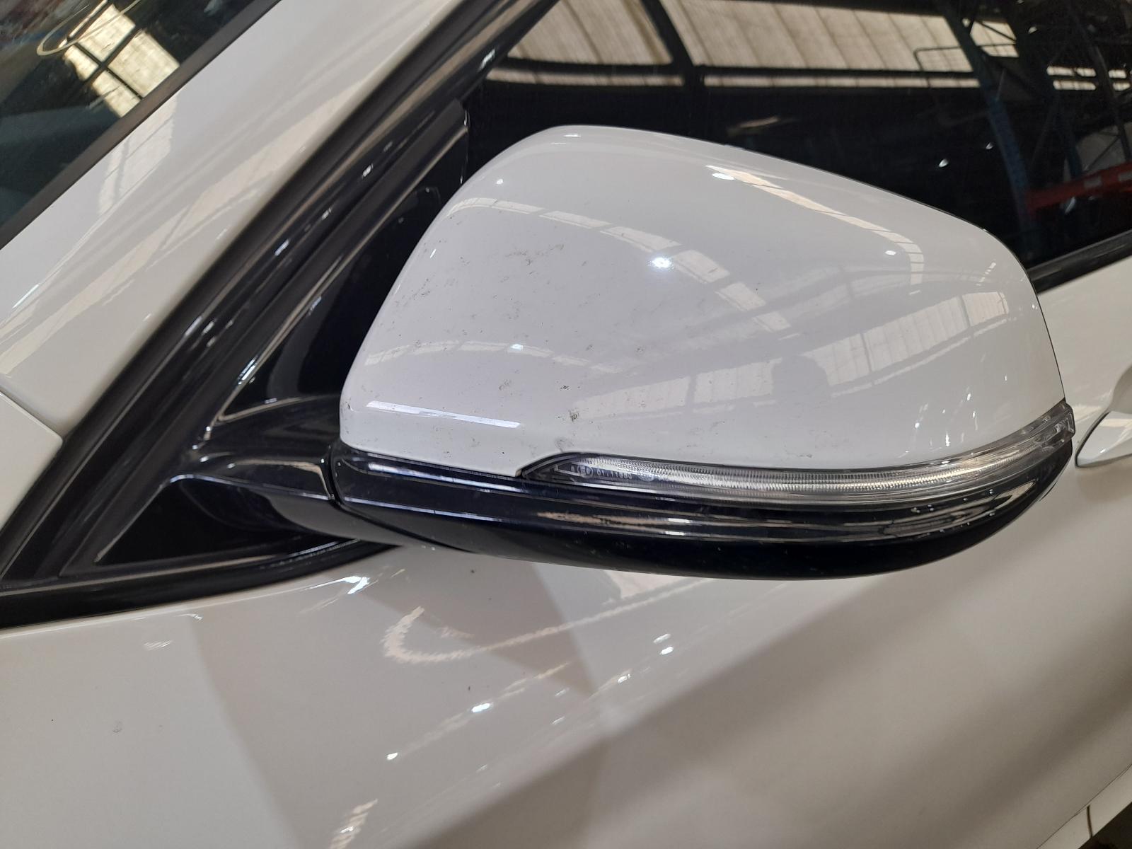 View Auto part Left Door Mirror Bmw X1 2016