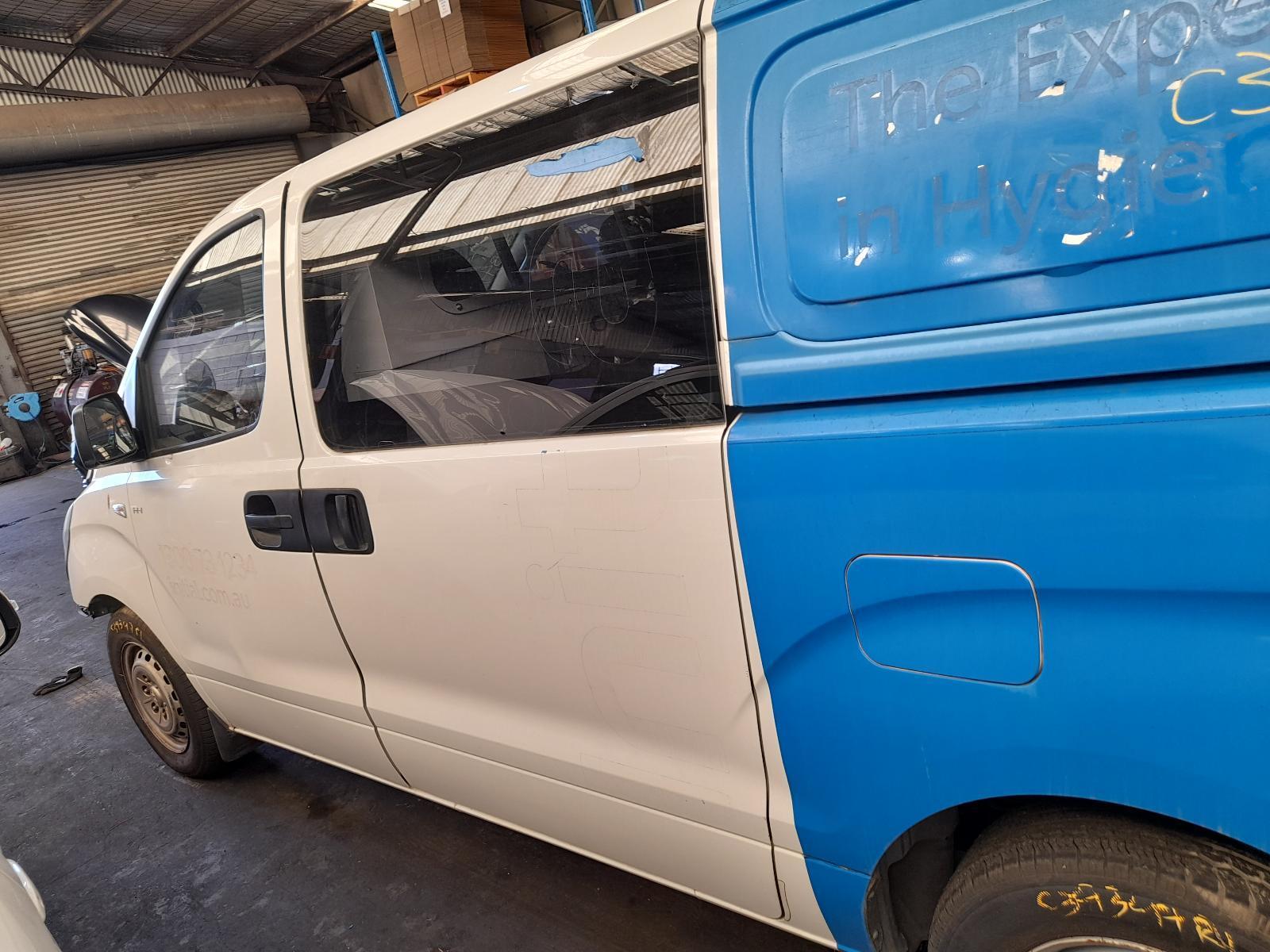 View Auto part Left Rear Door/Sliding Hyundai Iload/imax 2016