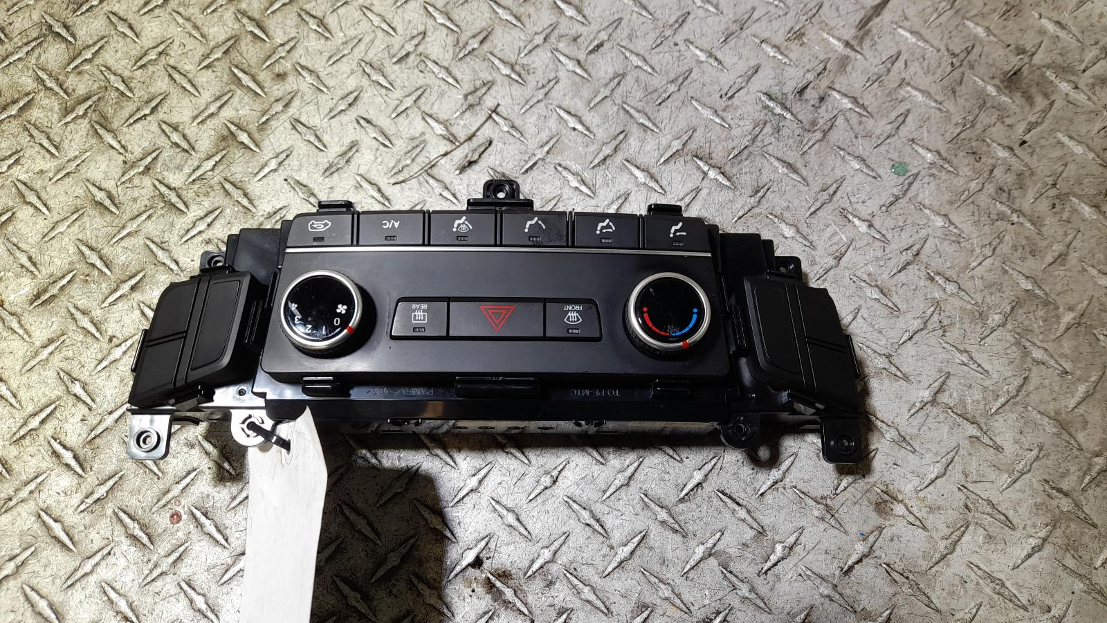 View Auto part Heater/Ac Controls Hyundai Iload/imax 2016