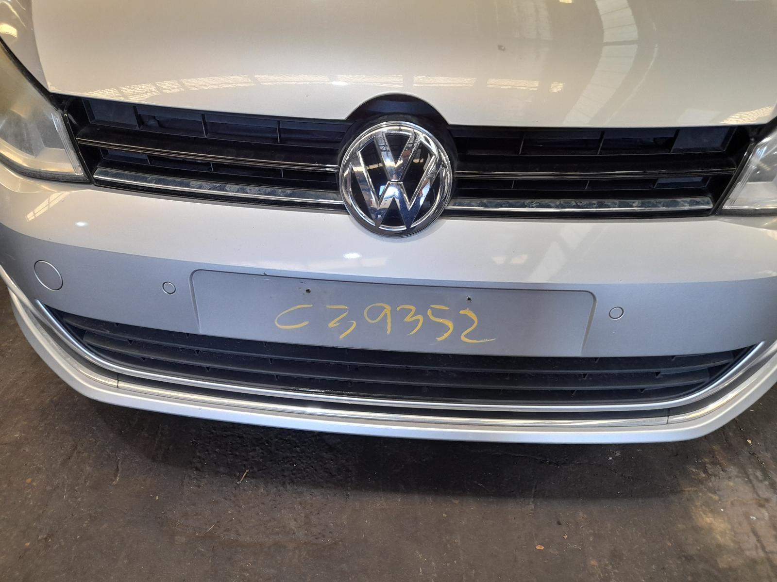 View Auto part Grille Volkswagen Golf 2014