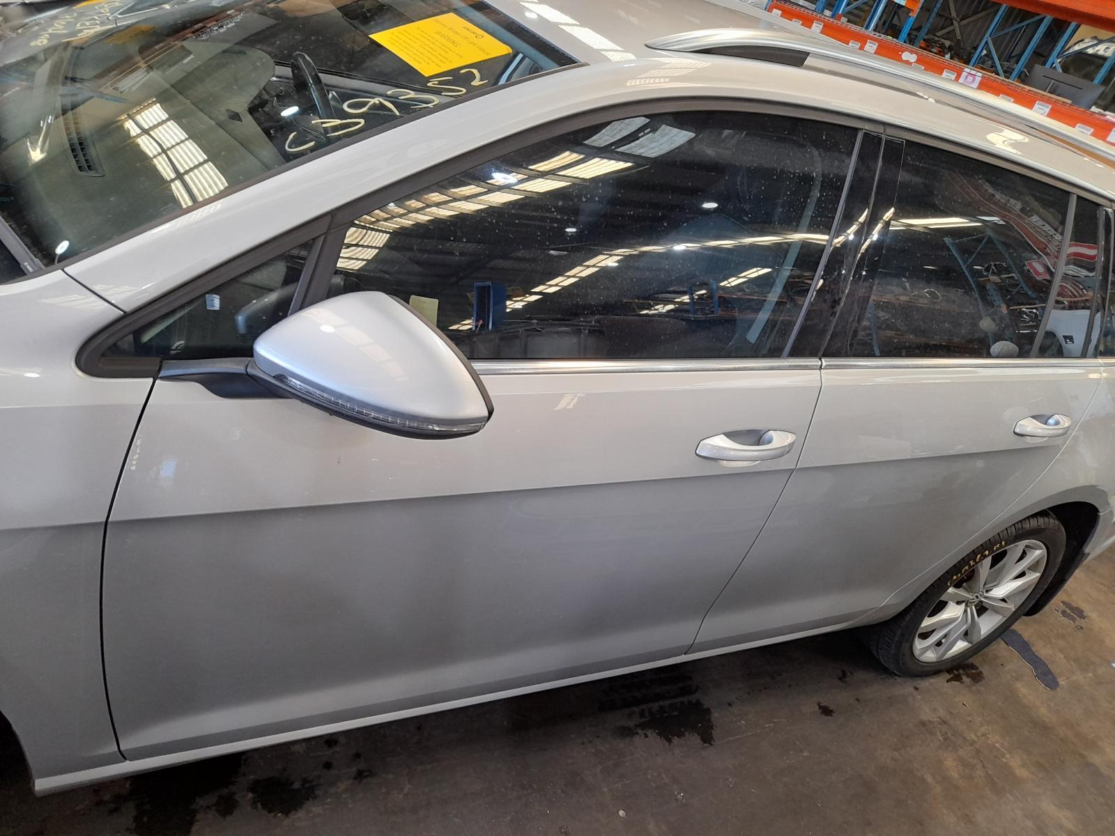 View Auto part Left Front Door Volkswagen Golf 2014