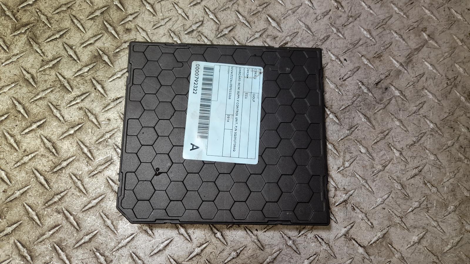 View Auto part Ecu Volkswagen Golf 2014