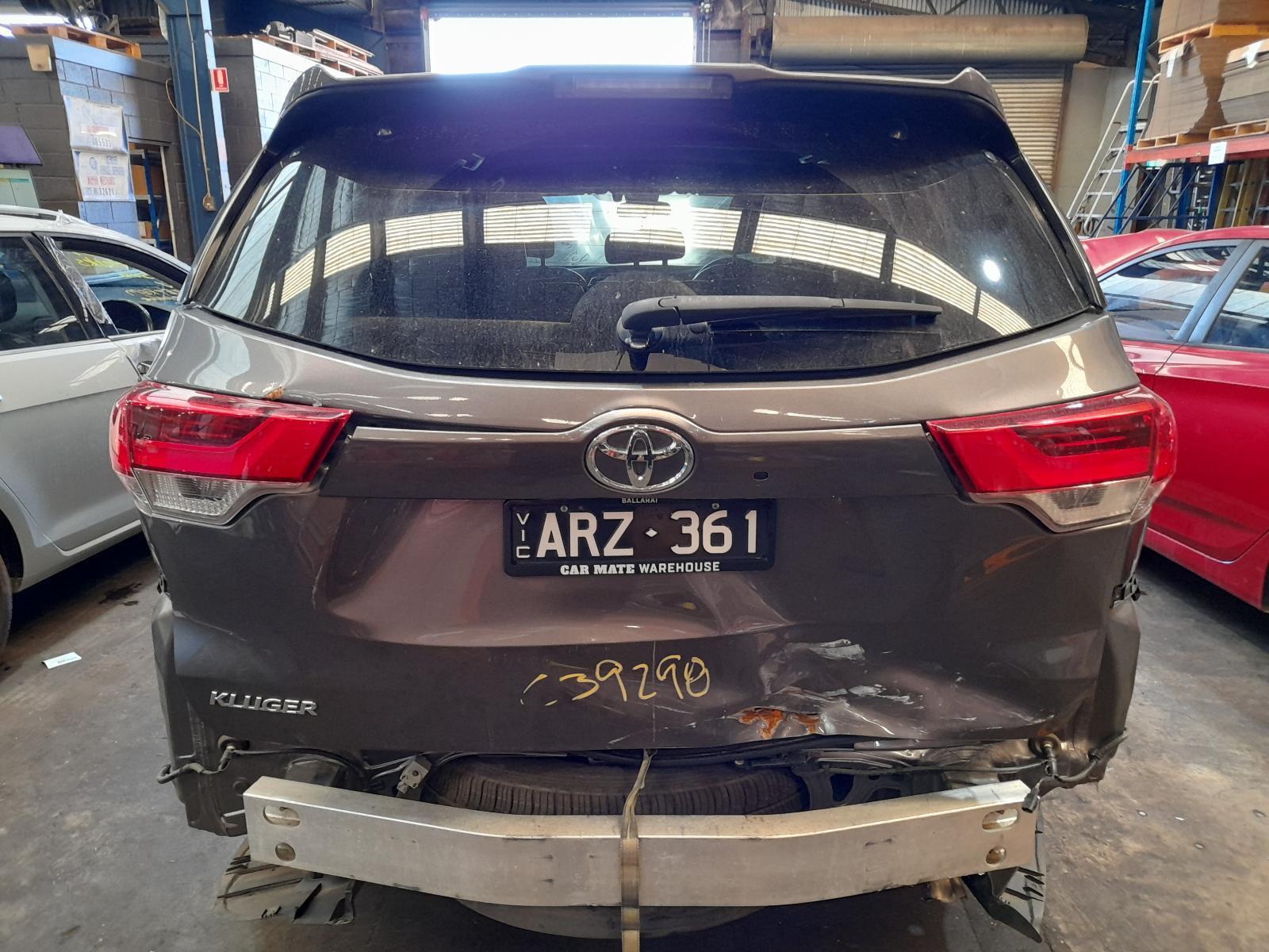 View Auto part Rear/Tailgate Glass Toyota Kluger 2017