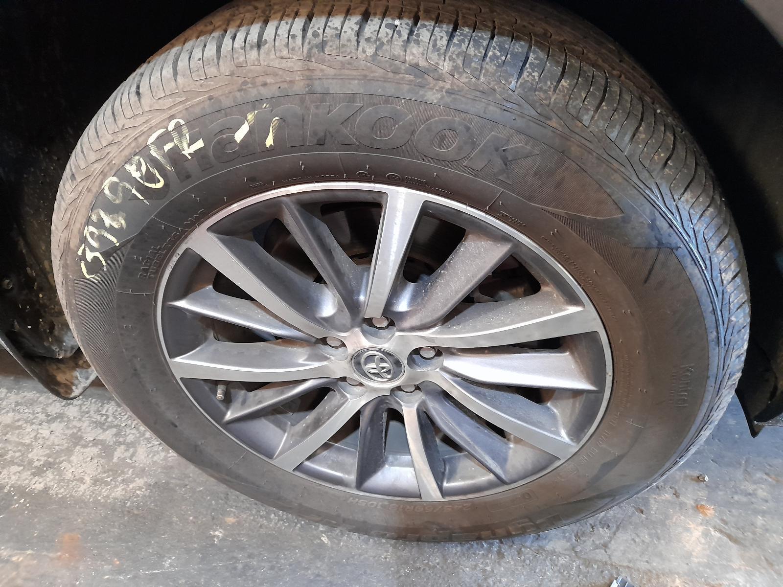 View Auto part Wheel Mag Toyota Kluger 2017