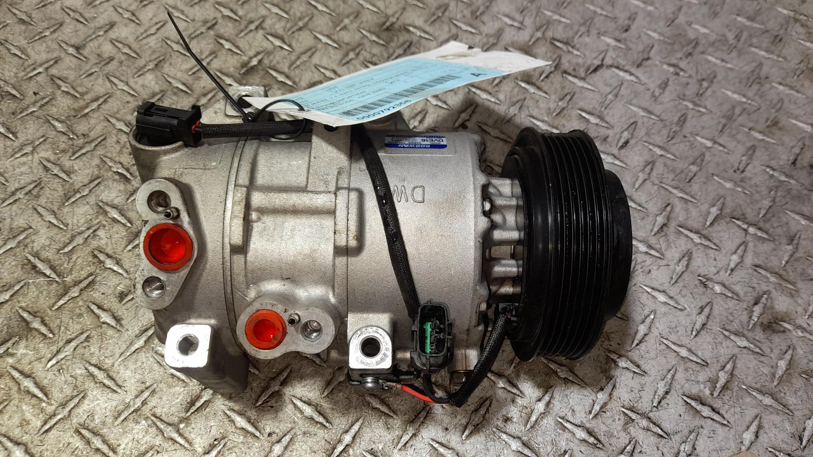 View Auto part A/C Compressor Hyundai Ix35 2015