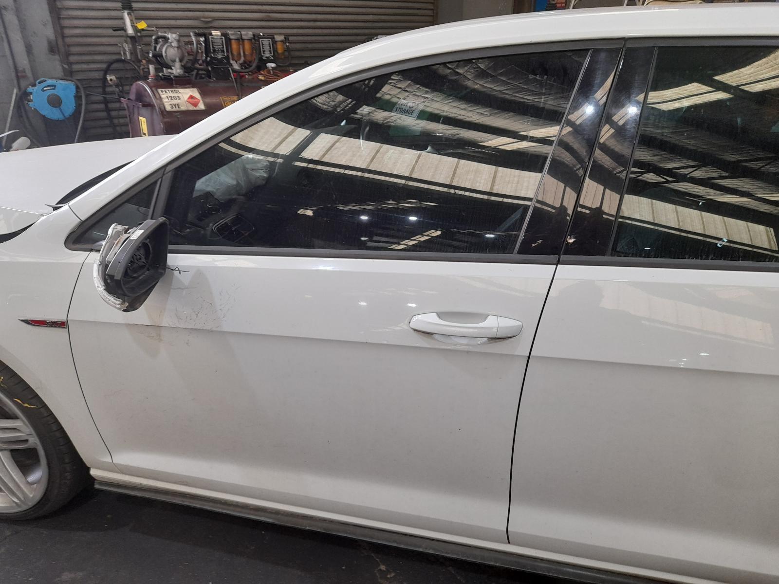 View Auto part Left Front Door Volkswagen Golf 2014