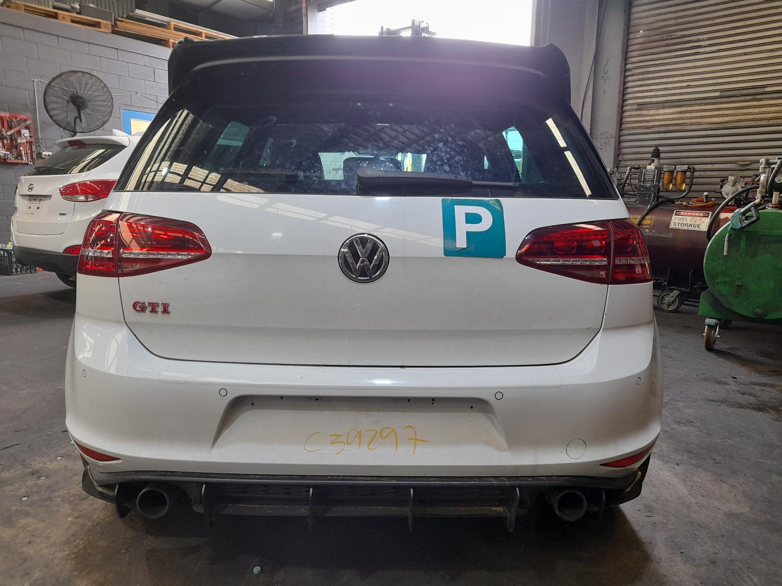 View Auto part Bootlid/Tailgate Volkswagen Golf 2014