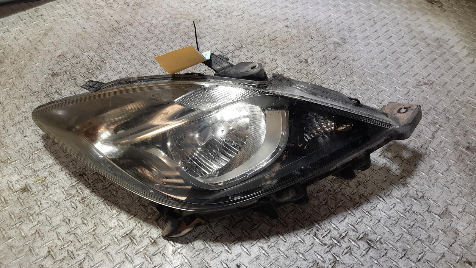 View Auto part Right Headlamp Mazda Bt50 2019
