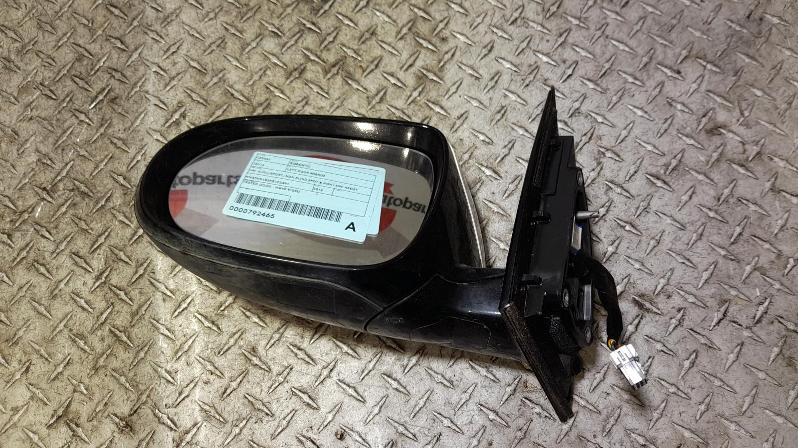 View Auto part Left Door Mirror Kia Sorento 2015