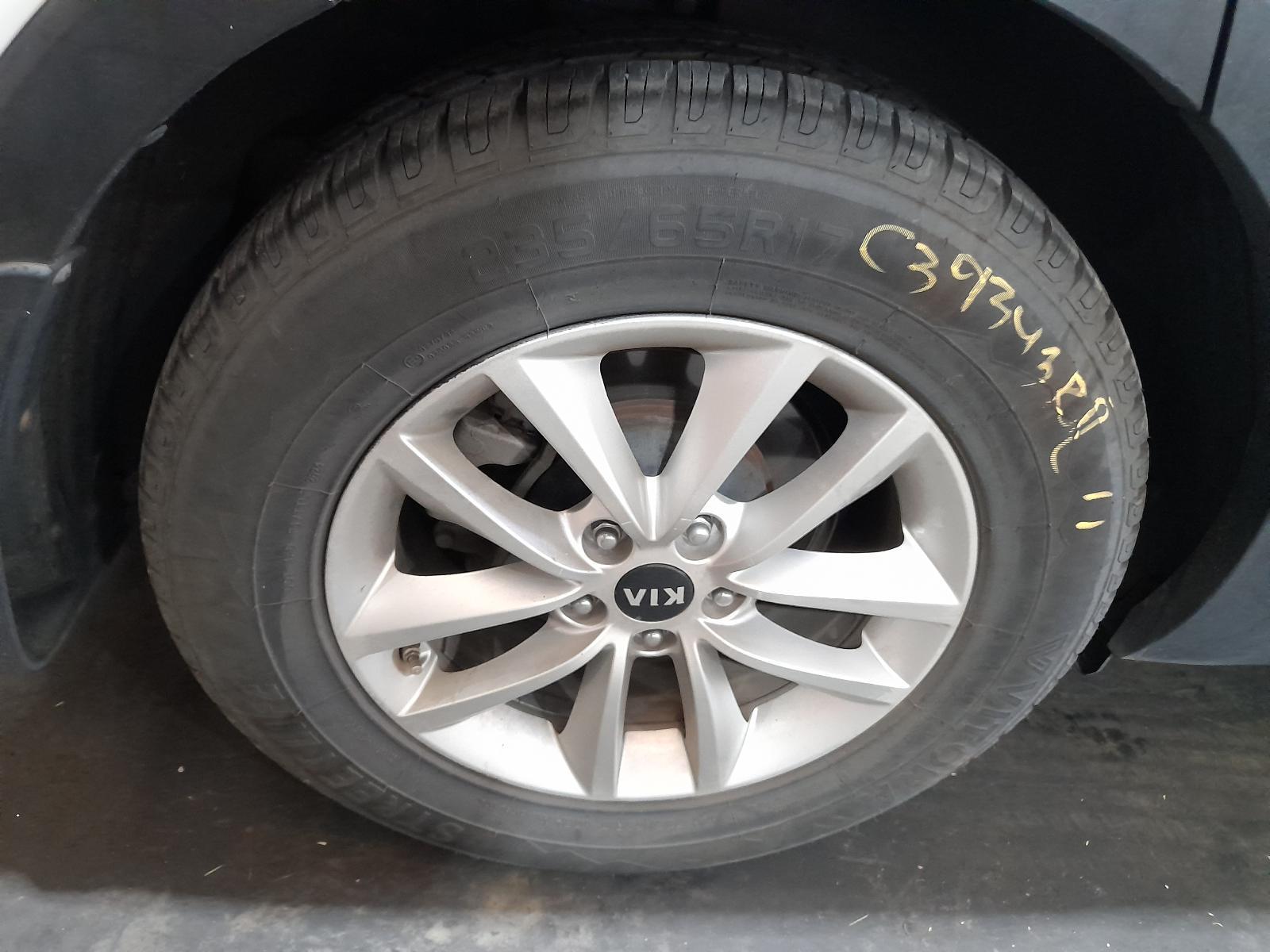 View Auto part Wheel Mag Kia Sorento 2015