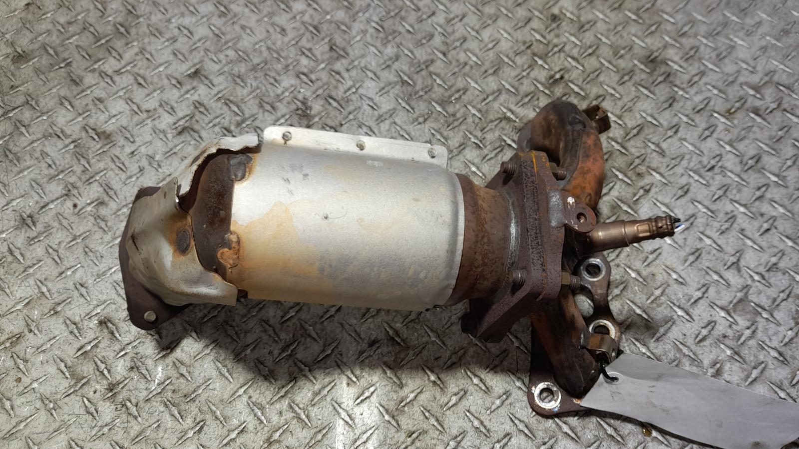 View Auto part Catalytic Converter Nissan Pathfinder 2017