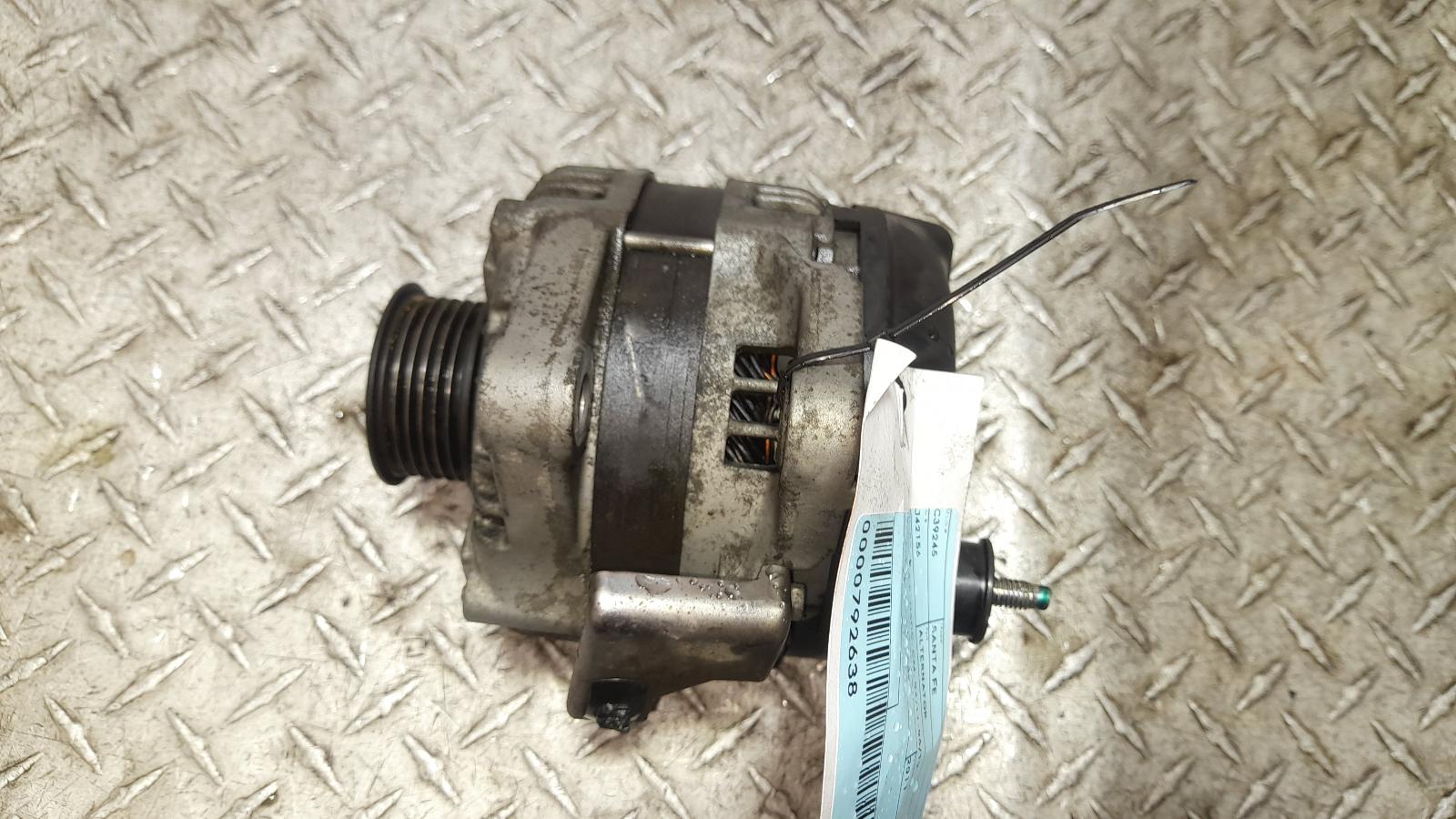 View Auto part Alternator Hyundai Santa Fe 2011