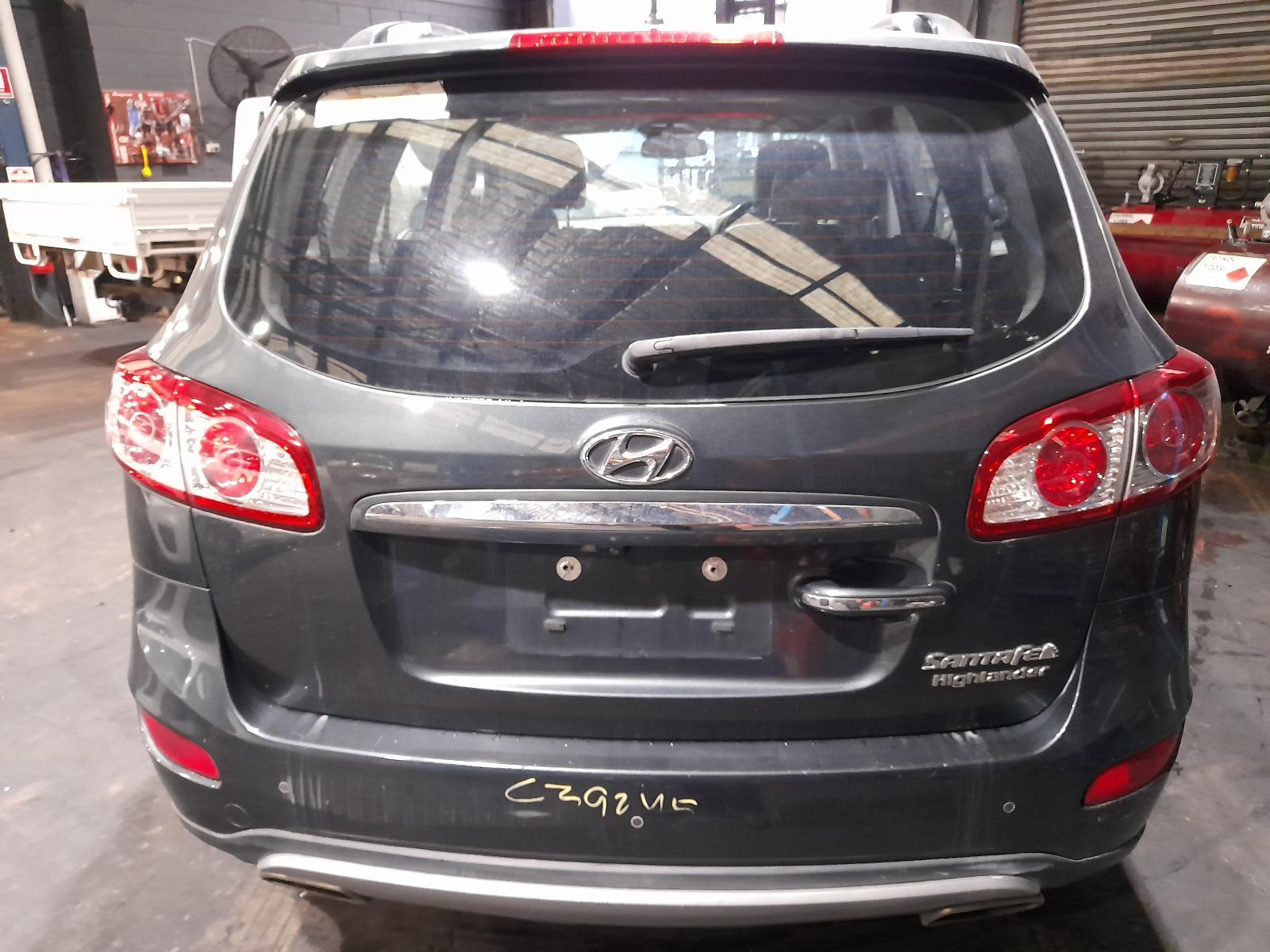 View Auto part Bootlid/Tailgate Hyundai Santa Fe 2011
