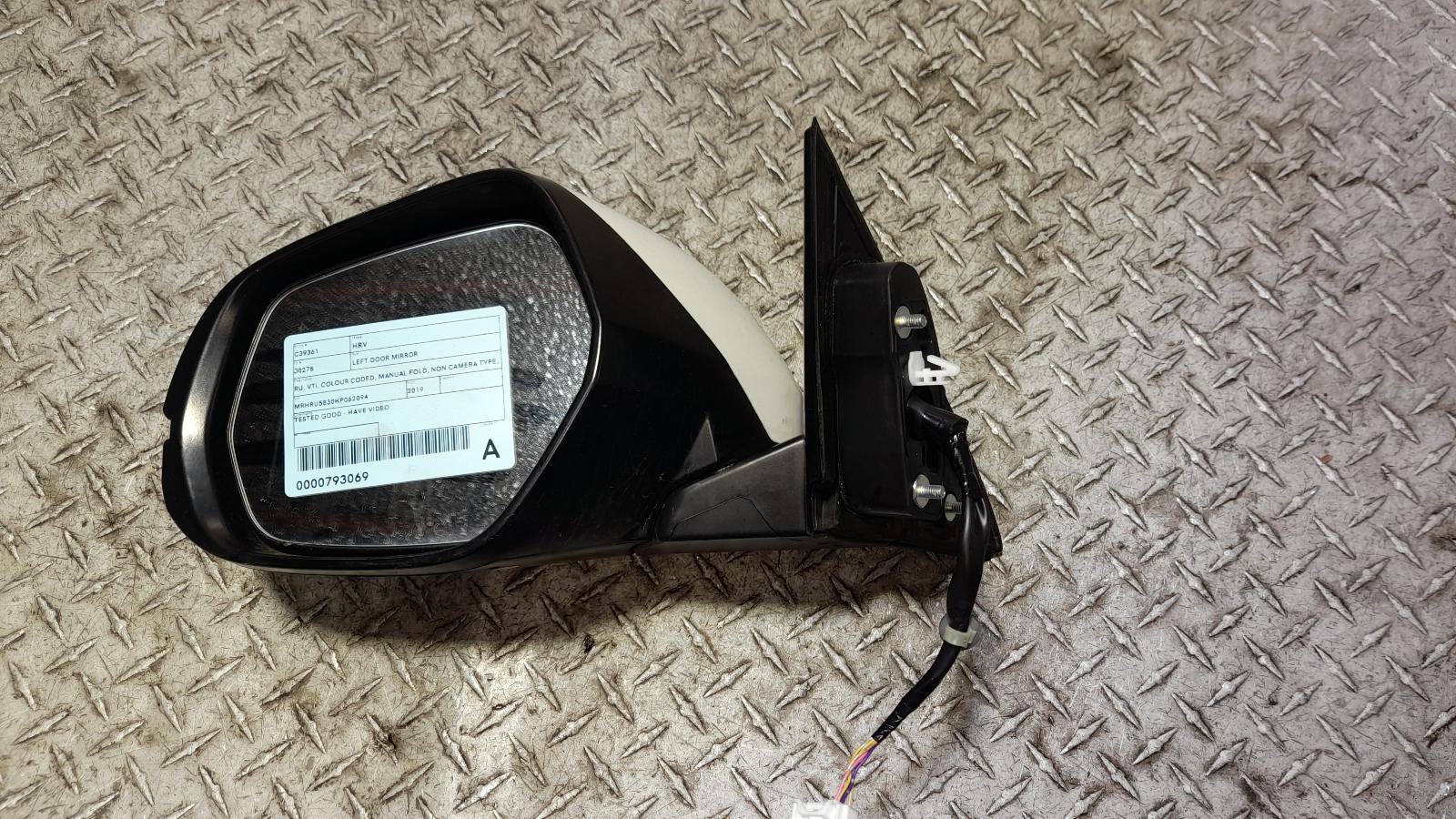 View Auto part Left Door Mirror Honda Hrv 2019