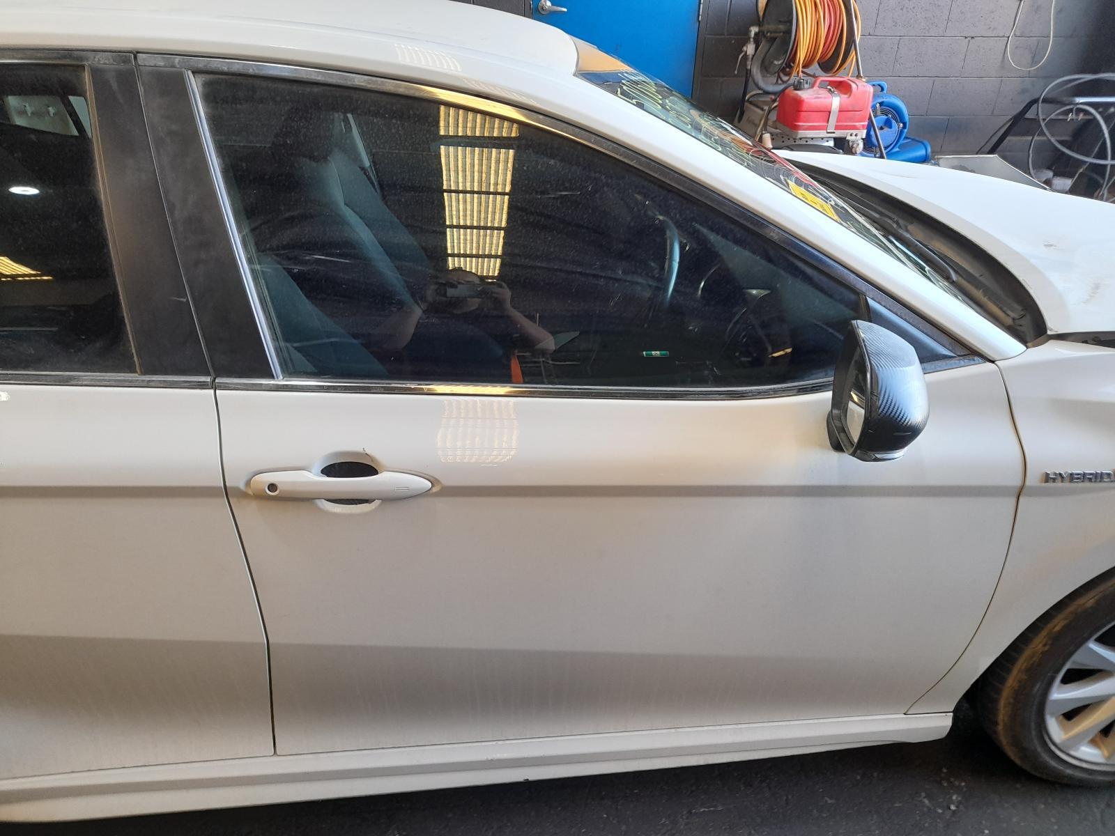 View Auto part Right Front Door Window Toyota Camry 2018
