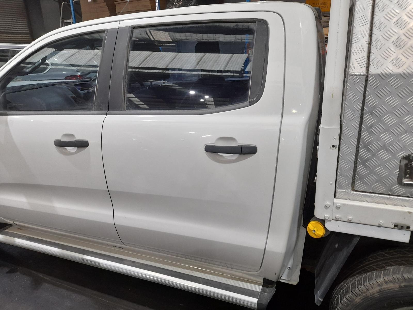View Auto part Left Rear Door/Sliding Ford Ranger 2014