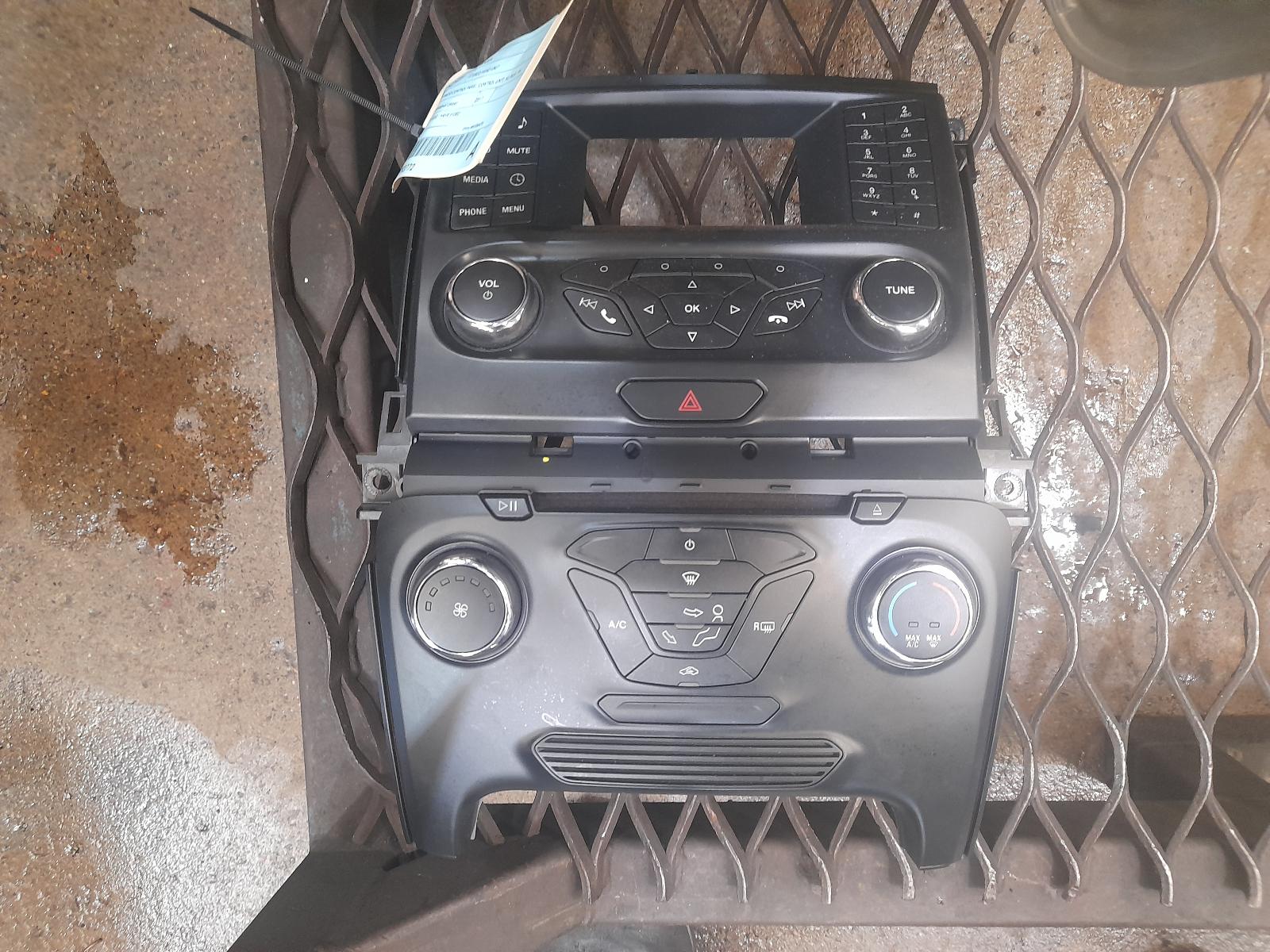 View Auto part Heater/Ac Controls Ford Ranger 2017