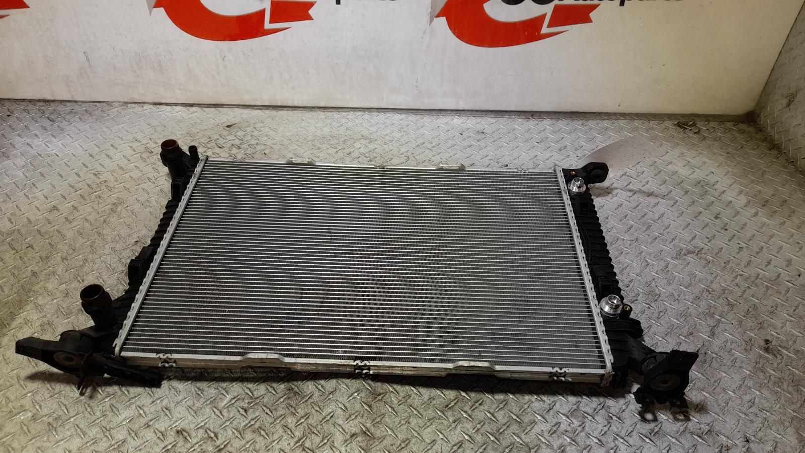 View Auto part Radiator Audi Q5 2014
