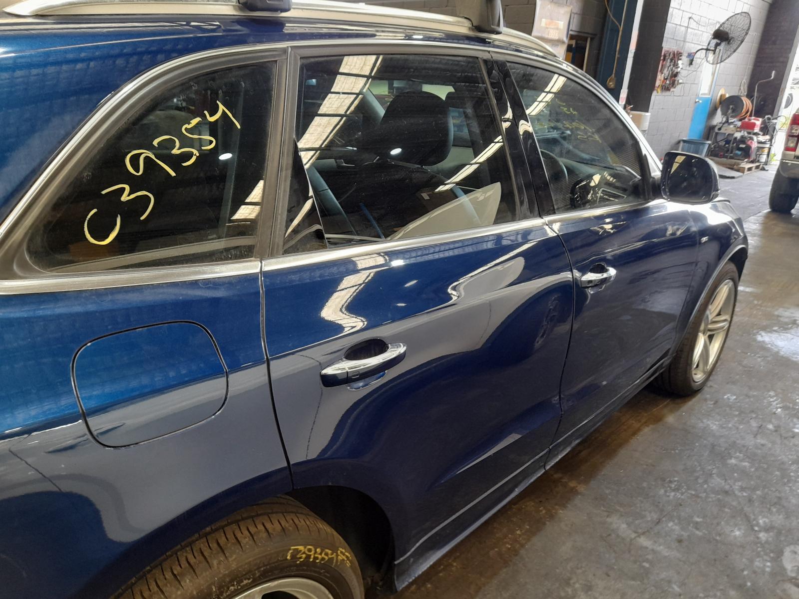 View Auto part Right Rear Door Sliding Audi Q5 2014