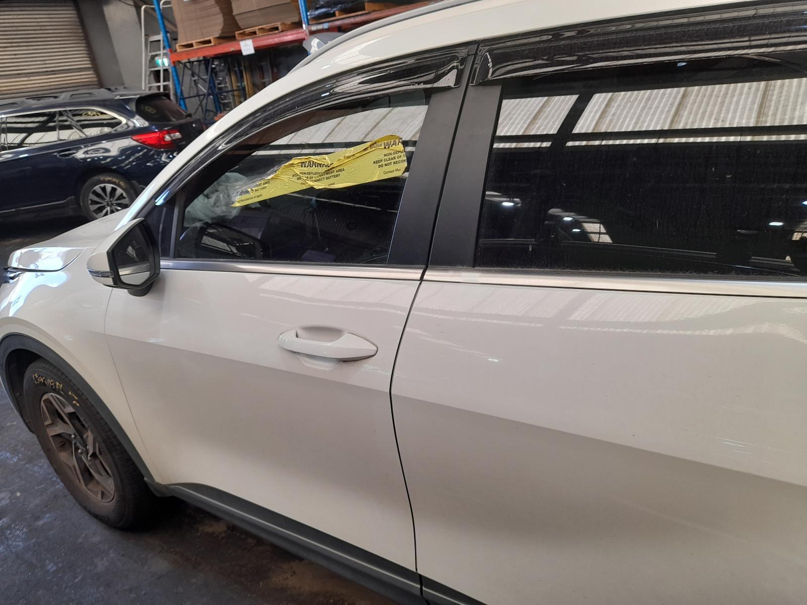 View Auto part Left Front Door Kia Sportage 2022