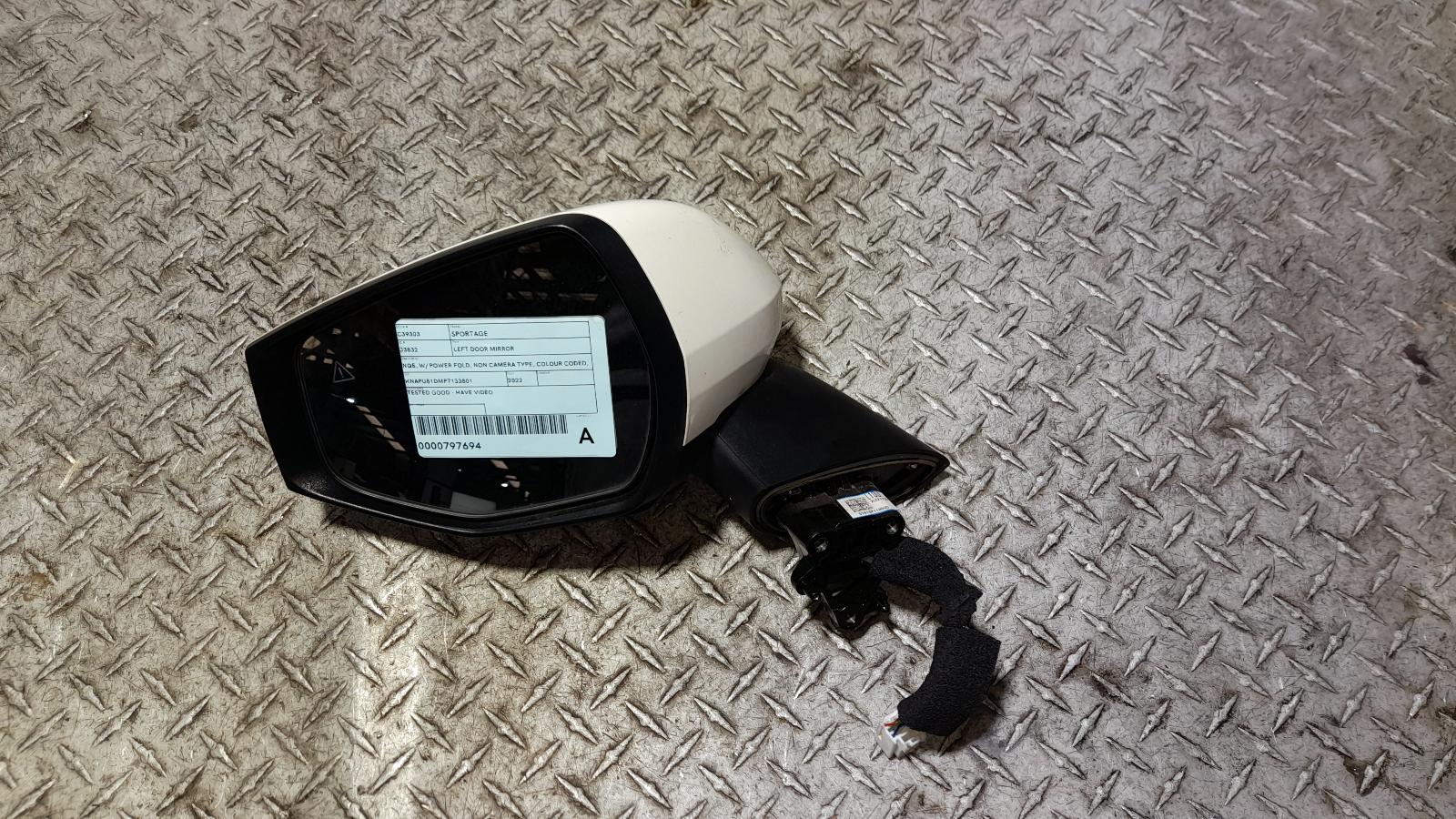 View Auto part Left Door Mirror Kia Sportage 2022