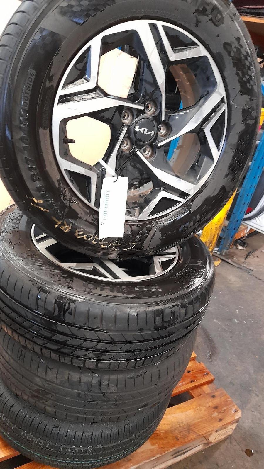 View Auto part Wheel Mag Kia Sportage 2022
