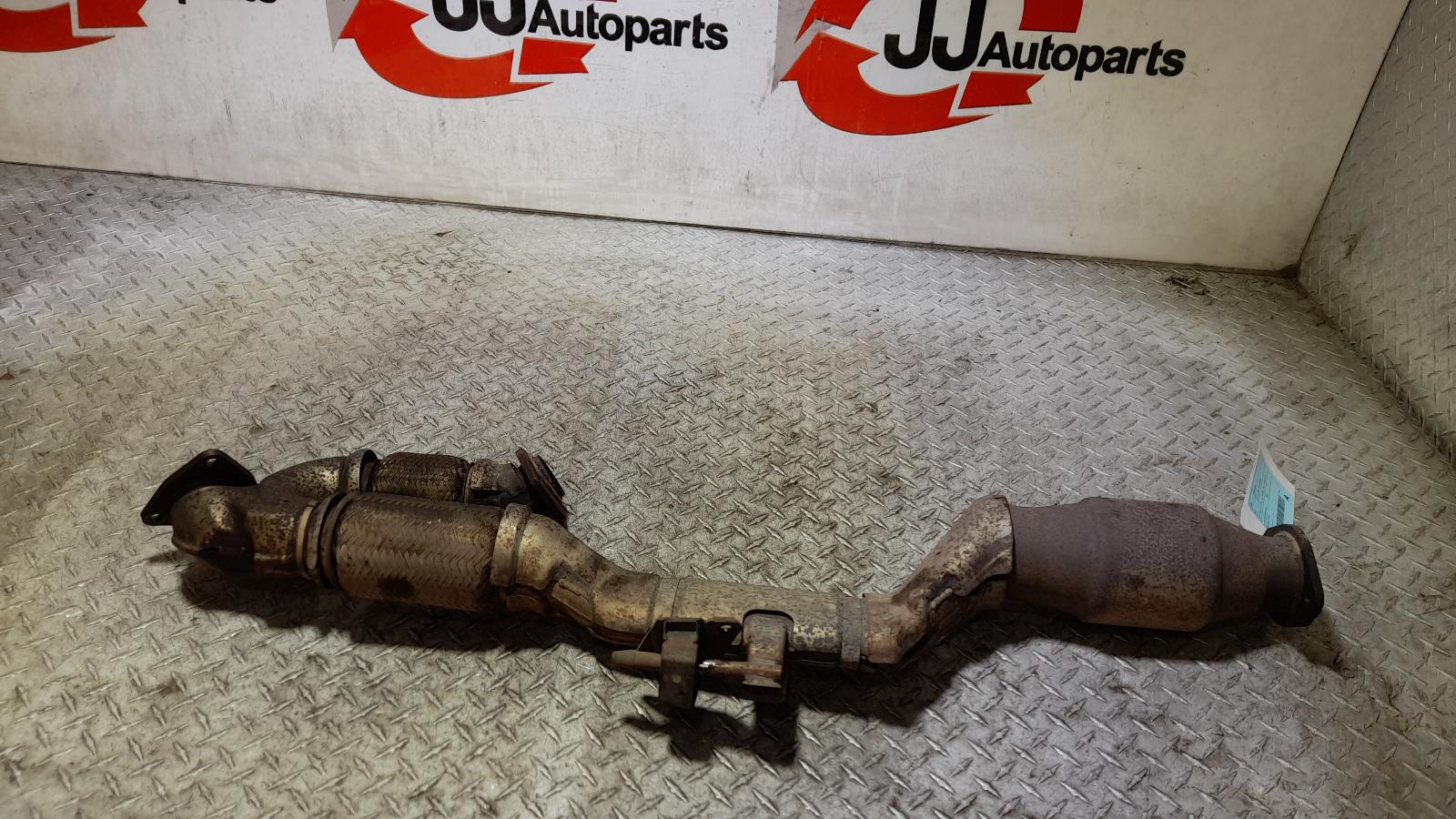 View Auto part Catalytic Converter Nissan Murano 2011