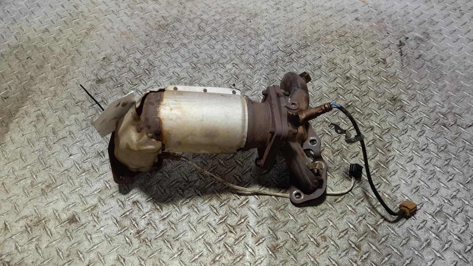 View Auto part Catalytic Converter Nissan Pathfinder 2015