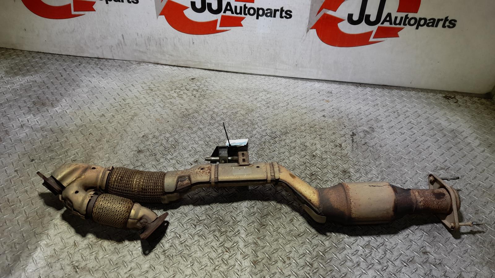 View Auto part Catalytic Converter Nissan Pathfinder 2015